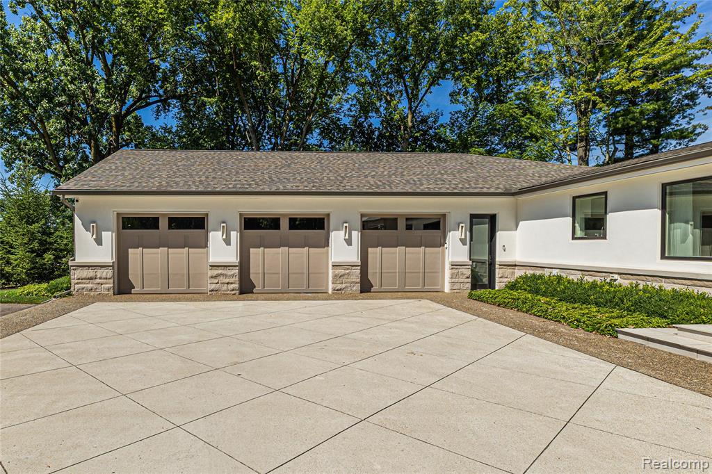 4806 Walnut Lake Road, Bloomfield Hills, MI 48301 — Photo 50