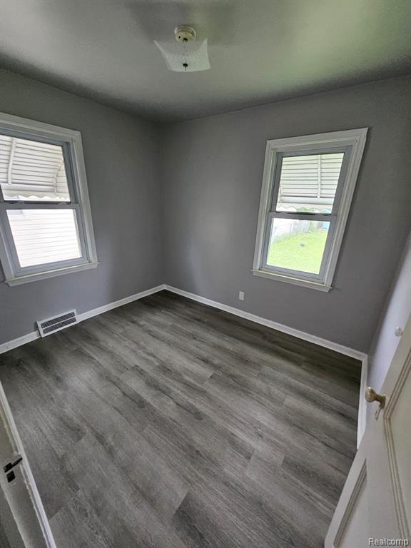 712 Garfield Avenue, Lincoln Park, MI 48146 — Photo 9