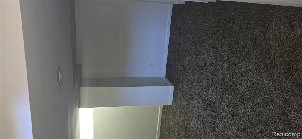 10476 DUPREY Street, Detroit, MI 48224 — Photo 17