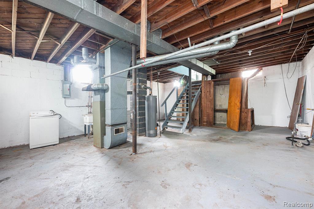 1300 S BEATRICE Street, Detroit, MI 48217 — Photo 14