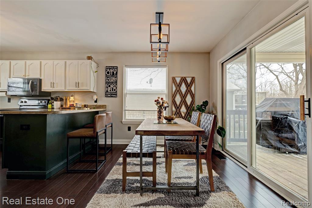 10147 Erie Street, Goodrich Vlg, MI — Photo 8