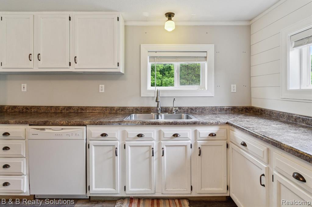 5380 Otter Lake Road, Otter Lake, MI 48464 — Photo 10