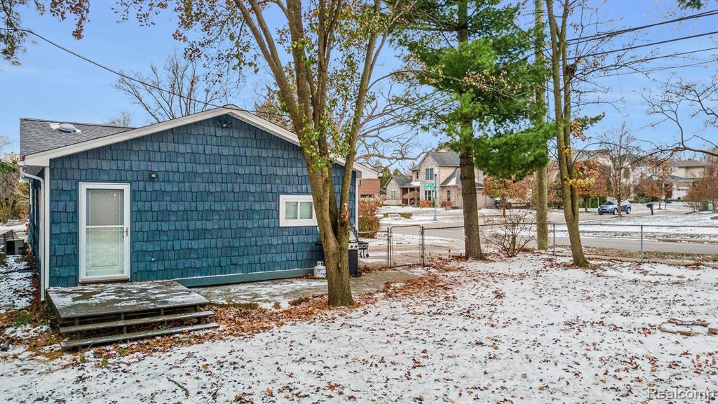 730 RENSHAW Street, Rochester, MI 48307 — Photo 42
