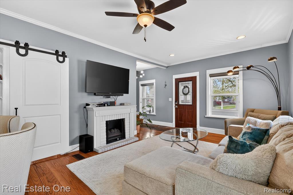 444 Diamond Avenue NE, Grand Rapids, MI 49503 — Photo 10