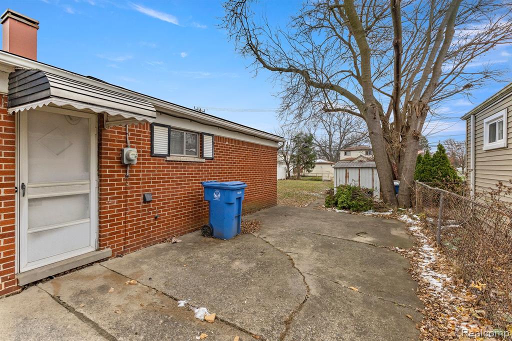 4921 GERTRUDE Street, Dearborn Heights, MI 48125 — Photo 25