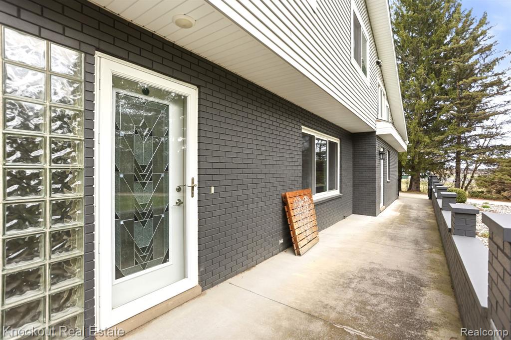 9239 Lange Road, Birch Run, MI 48415 — Photo 9