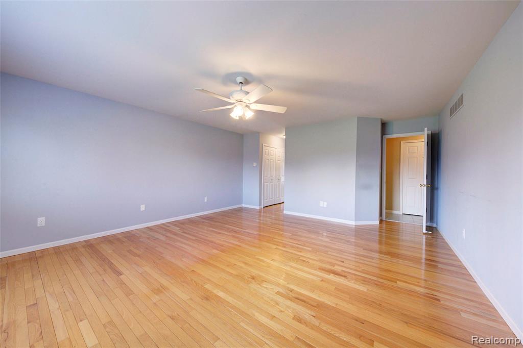 15756 Lamont Drive, Macomb, MI 48042 — Photo 22