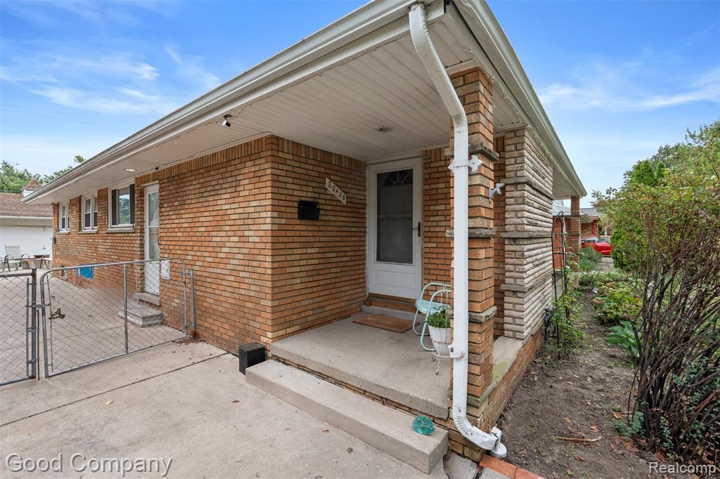 20428 Lennon Street, Harper Woods, MI 48225 — Photo 3