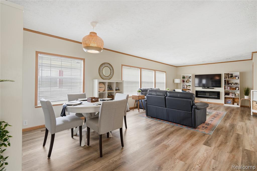 11078 Stony River Court, 522, South Lyon, MI 48178 — Photo 13