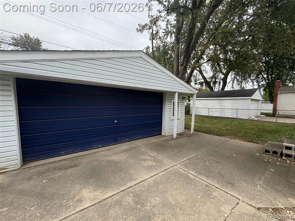 4235 Buckingham Avenue, Berkley, MI 48072 — Photo 6