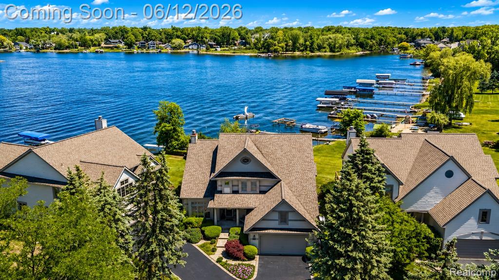 3300 Mimosa Street, Commerce Twp, MI 48390 — front exterior
