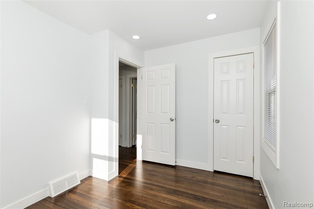 12058 Wayburn, Wayne, MI 48224 — Photo 16