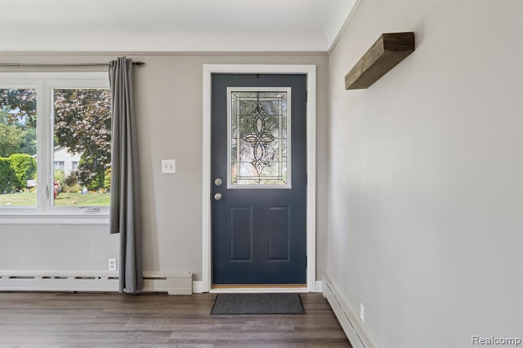 2235 Maddy Lane, Keego Harbor, MI 48320 — Photo 3