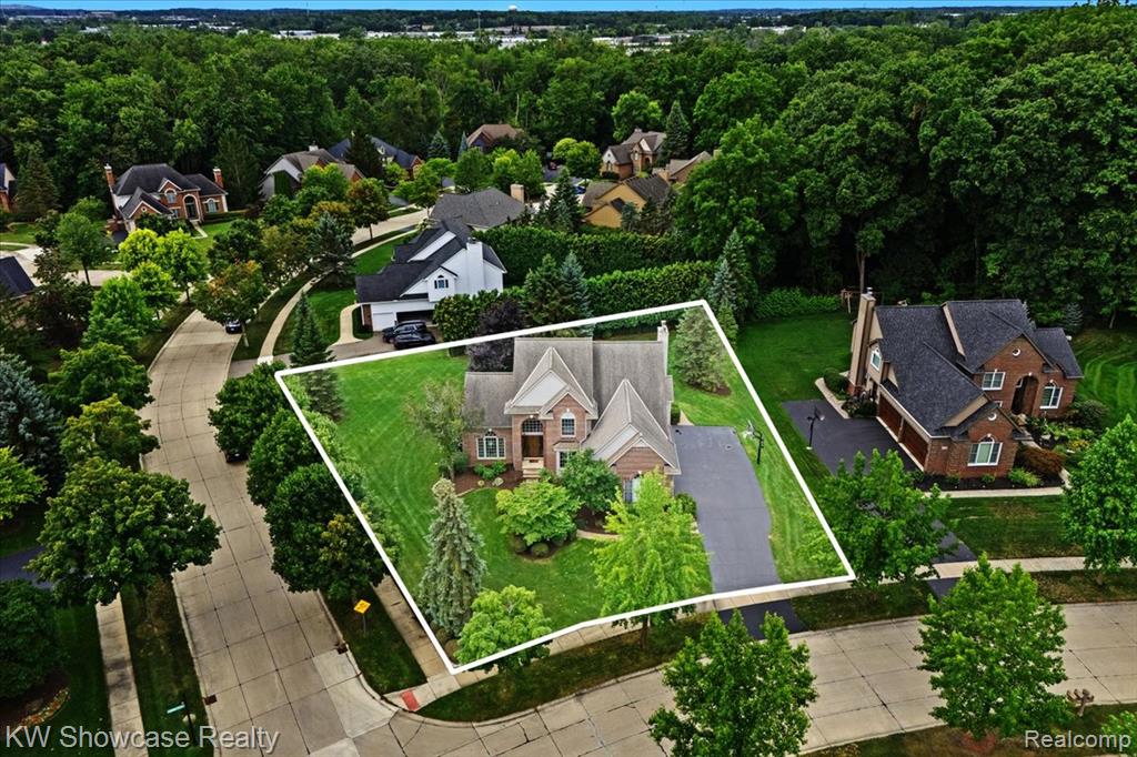 45776 Bristol Circle, Novi, MI 48377 — Photo 44