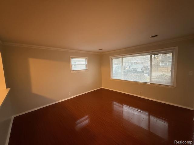 956 SPRAGUE Avenue, Madison Heights, MI 48071 — Photo 4