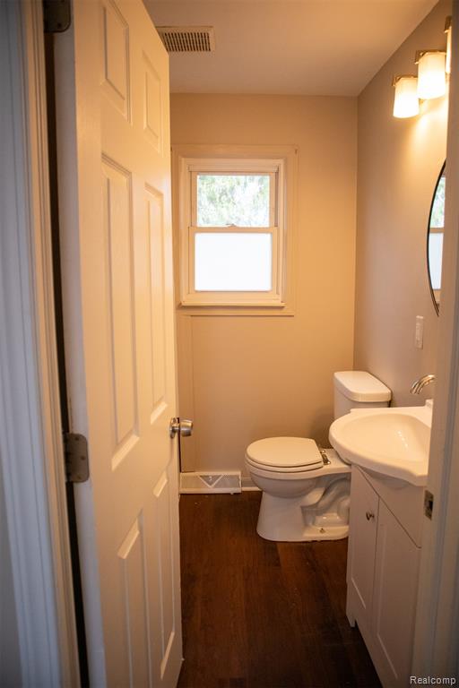 604 Trombley Drive, Troy, MI 48083 — Photo 10