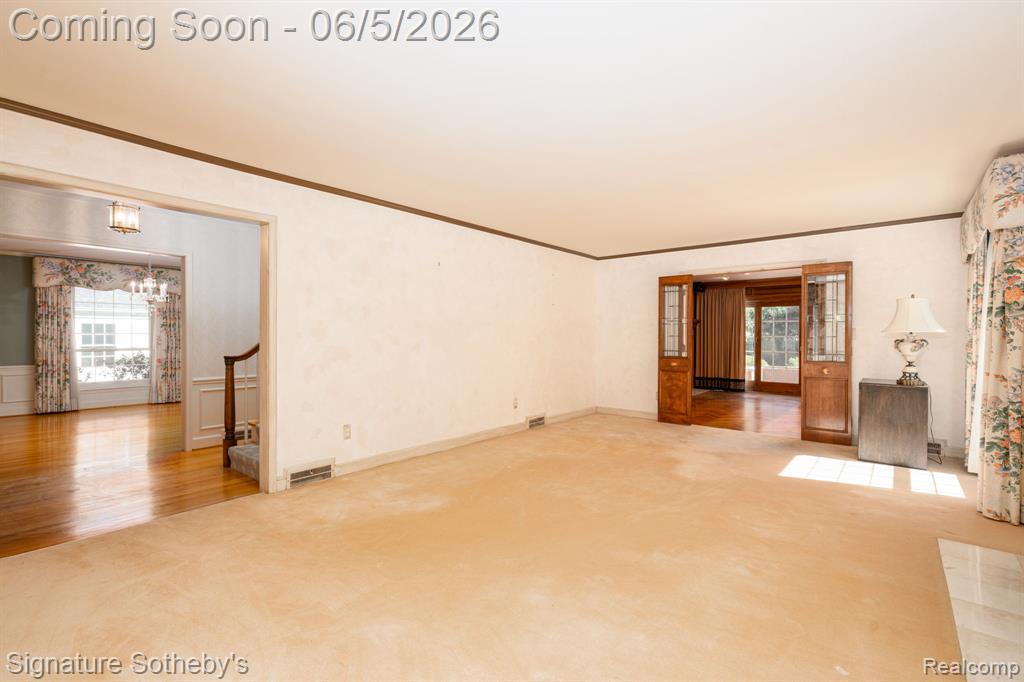 274 Hillcrest Avenue, Grosse Pointe, MI 48236 — Photo 7