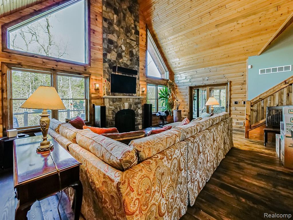5175 Parview Drive, Clarkston, MI — Photo 3