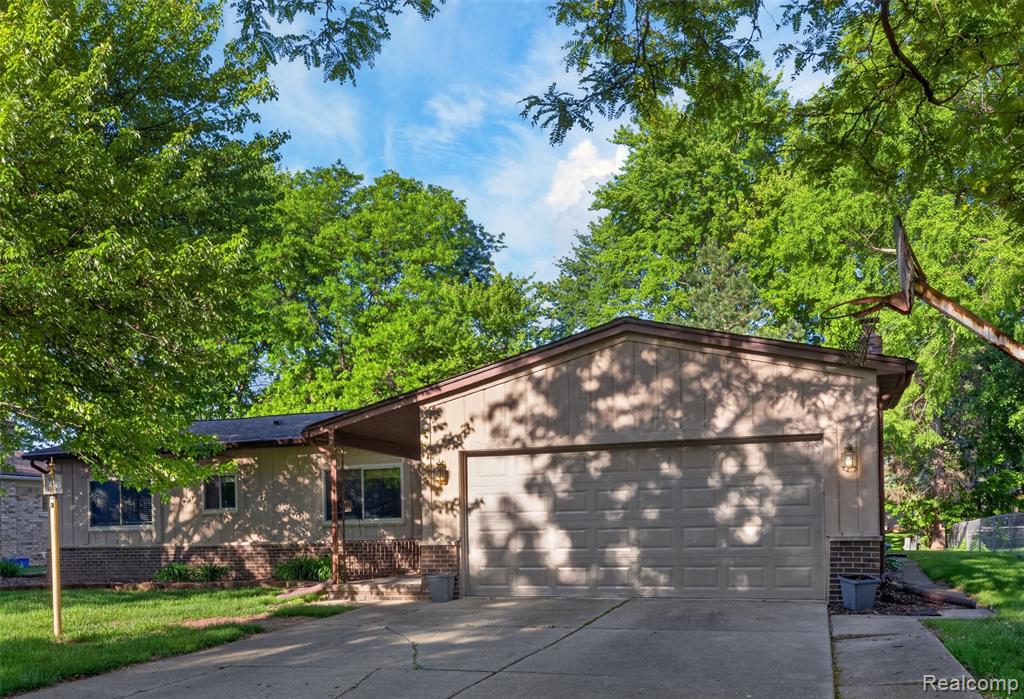40142 Pallazo Street, Clinton Twp, MI 48038 — front exterior