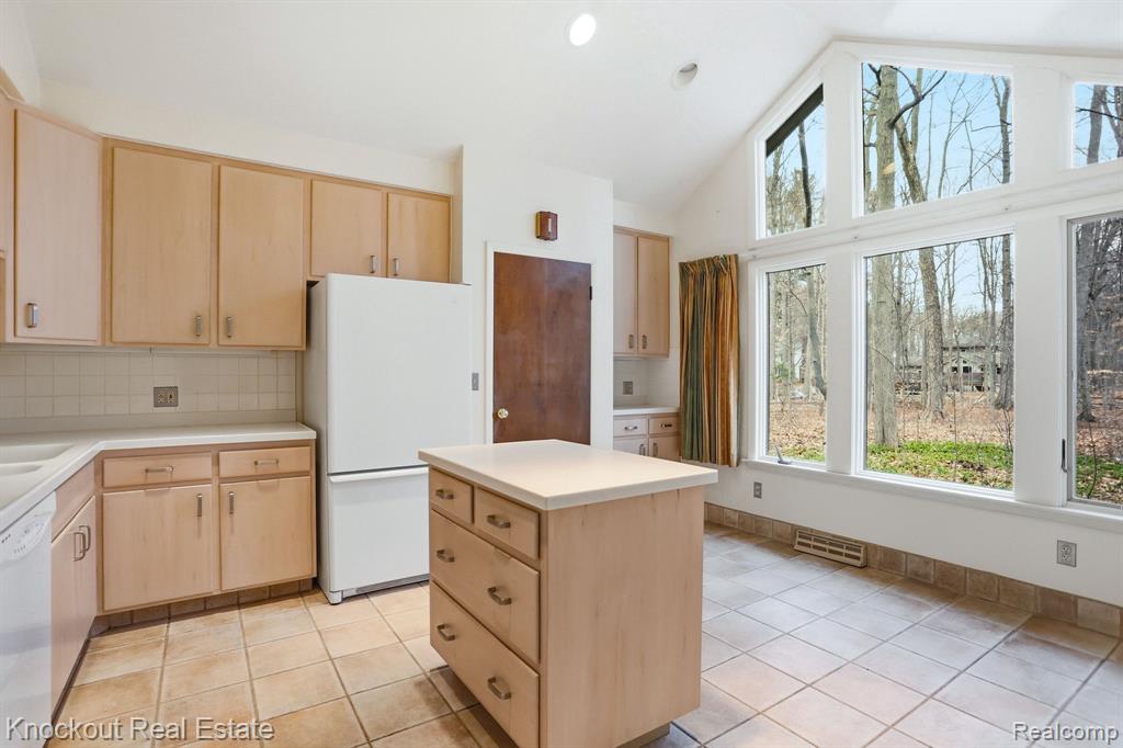 7301 W Ronrick Place, Frankenmuth, MI 48734 — Photo 15