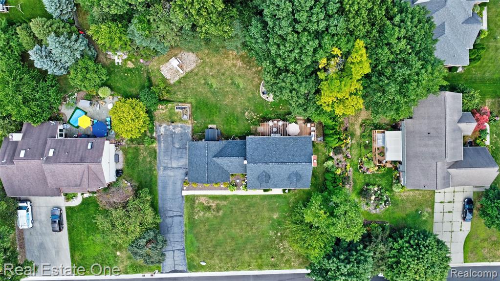 6360 Woodcrest Ridge, Clarkston, MI — Photo 57