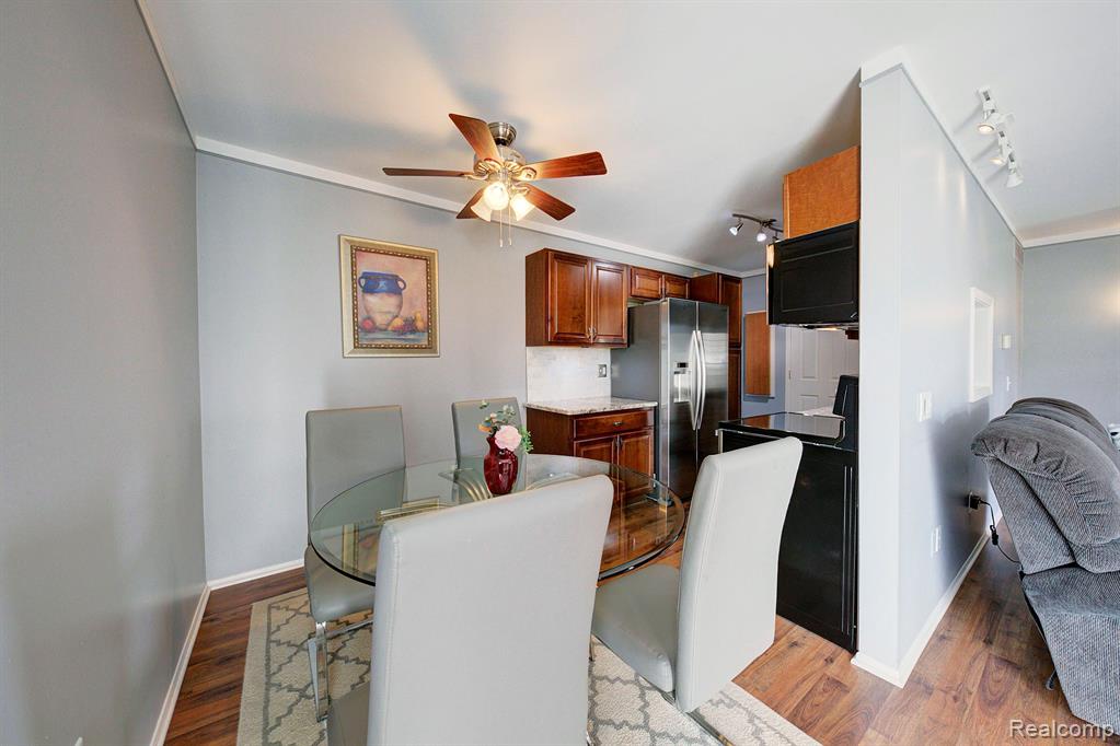 23535 N ROCKLEDGE, Novi, MI — Photo 12