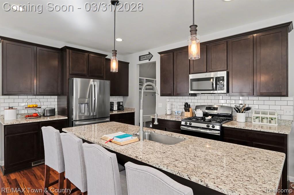 2109 Middle Ridge, Holly, MI 48442 — Photo 10