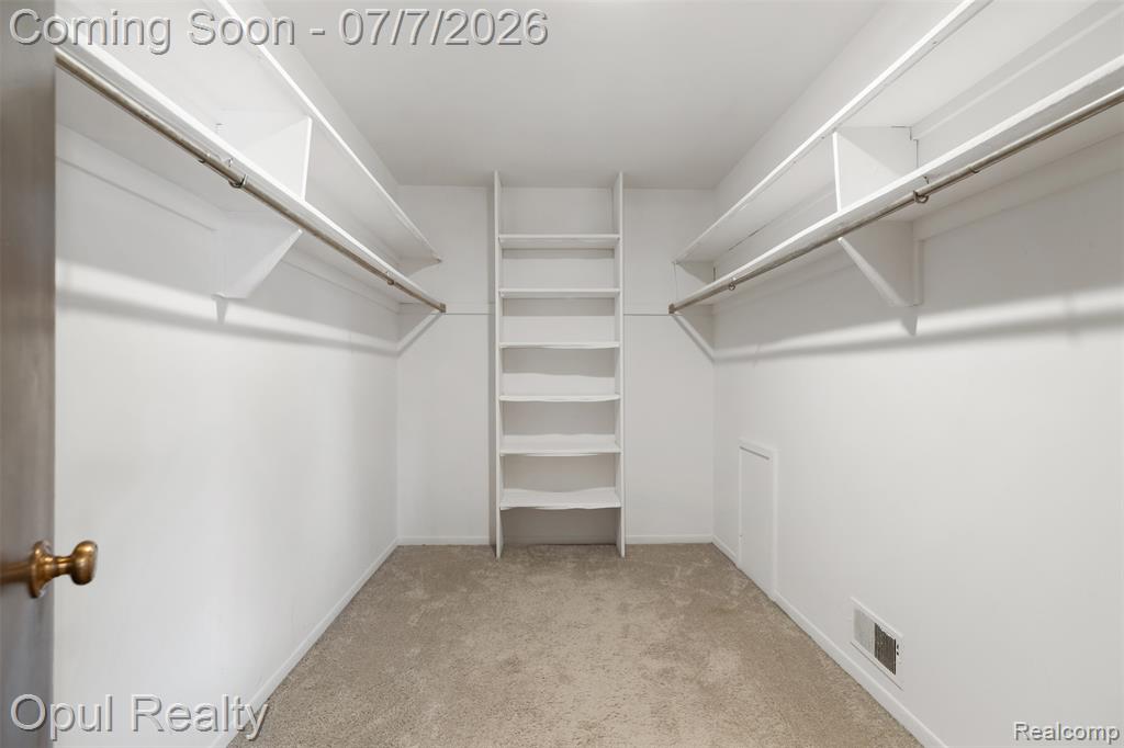 3961 Chablis Street, West Bloomfield, MI 48323 — Photo 31