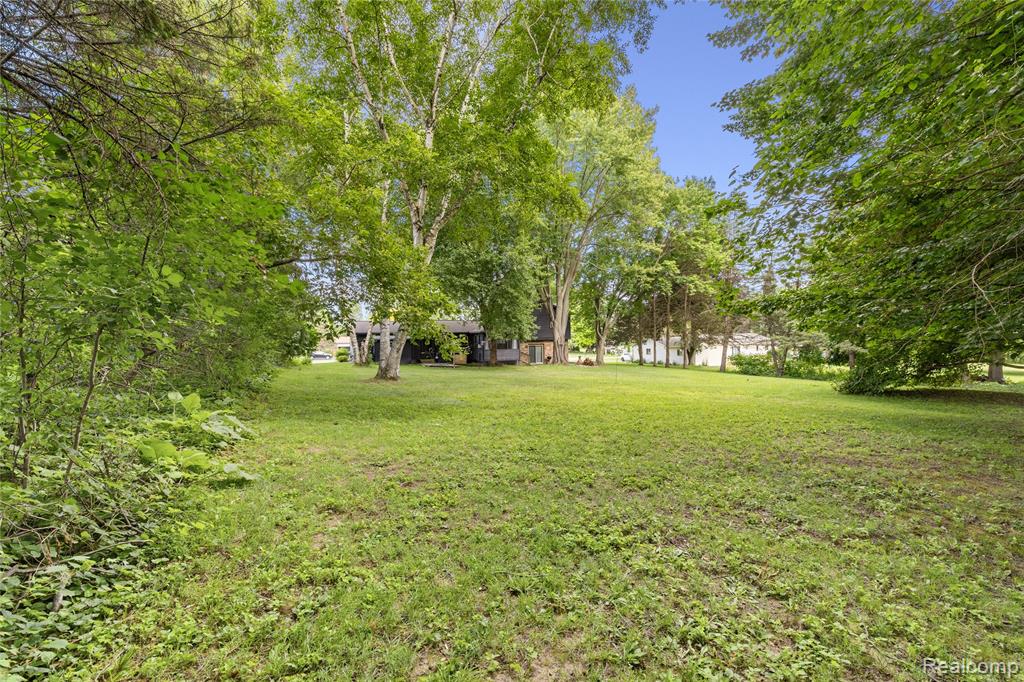 6180 Meyer Avenue, Brighton, MI 48116 — Photo 34