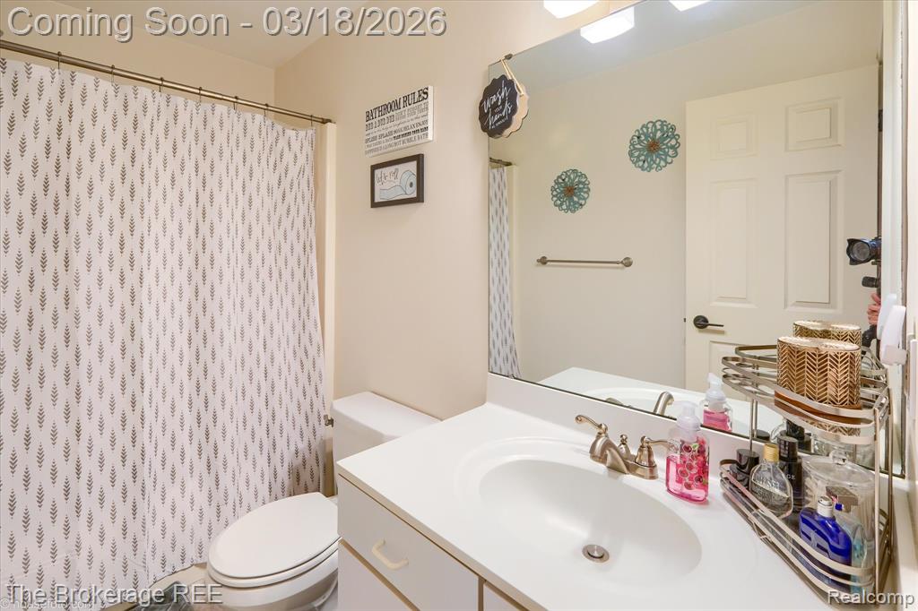 6047 Hearthside Place, Grand Blanc, MI 48439 — Photo 31