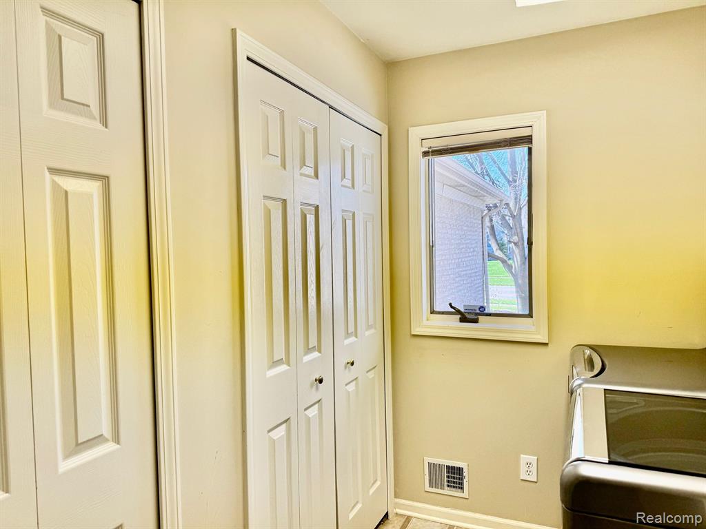 8505 Woodridge Drive, Davison, MI 48423 — Photo 38