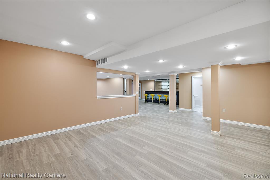 30055 FOREST Drive, Franklin, MI 48025 — Photo 47