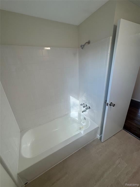 29047 Manchester Street, 83, Westland, MI — Photo 17
