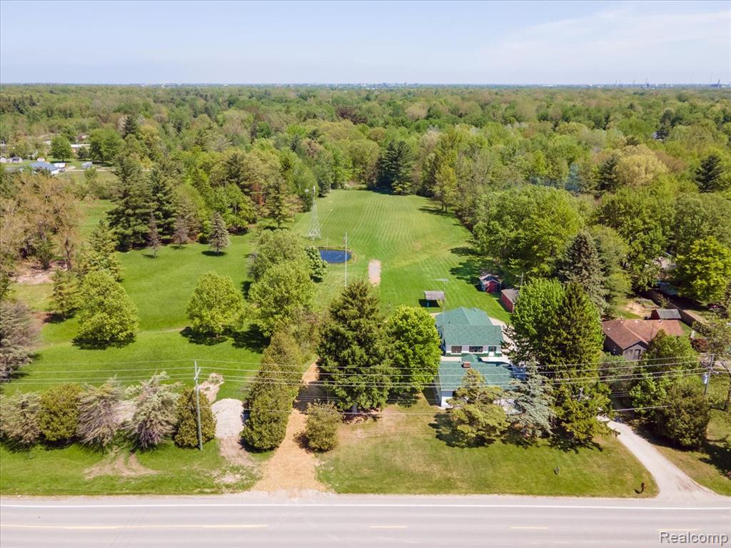 2482 Range Road, Port Huron, MI 48060 — Photo 41