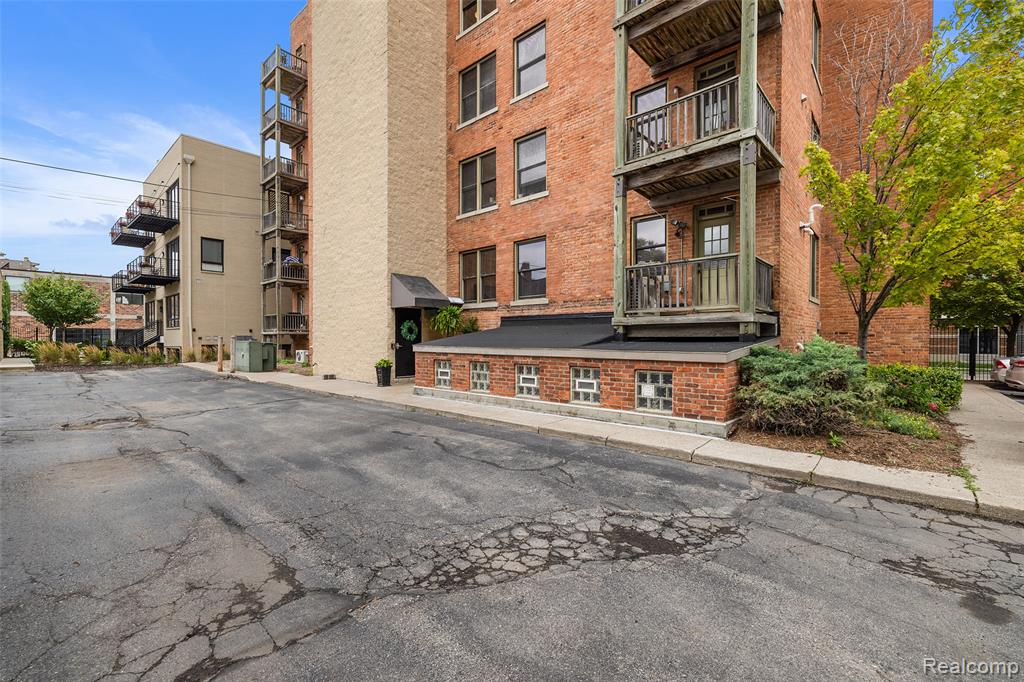78 Watson Street, Detroit, MI 48201 — Photo 34