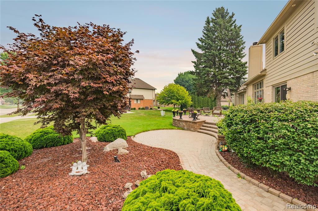 43352 Chardonnay Drive, Sterling Heights, MI 48314 — Photo 74