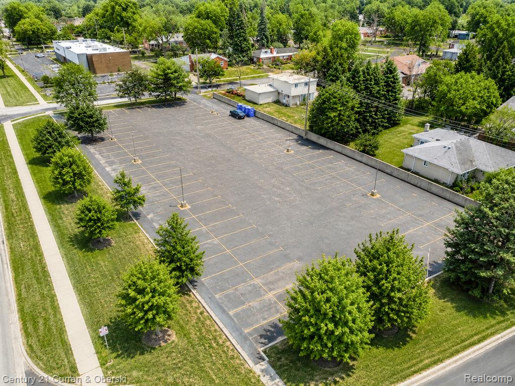 26026 SOUTHFIELD Road, Lathrup Village, MI 48076 — Photo 7
