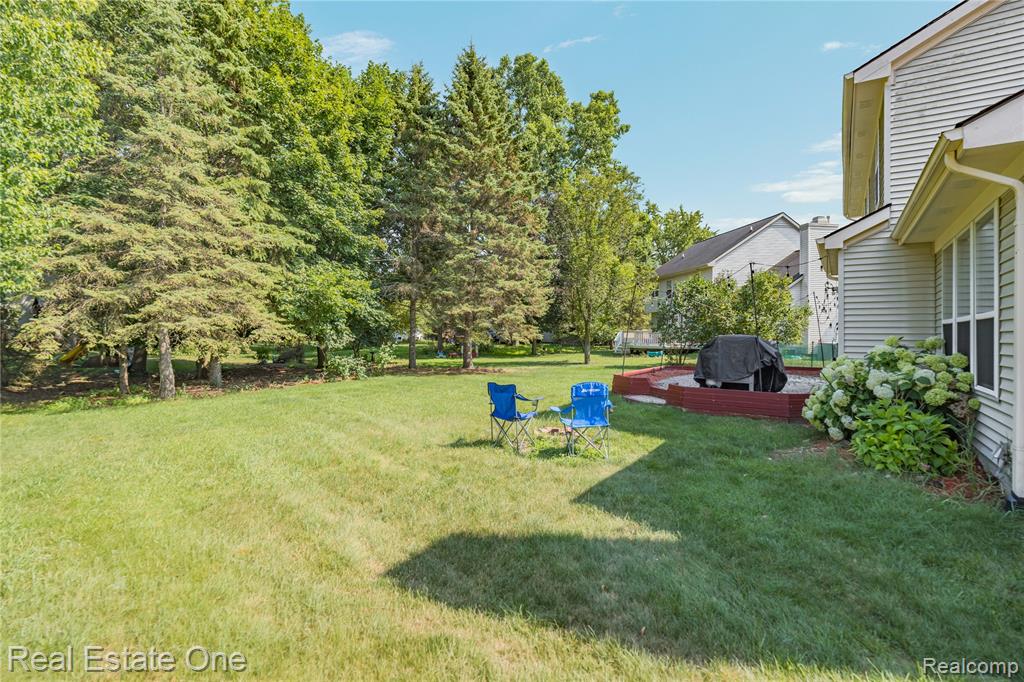 7570 Greenway Lane, West Bloomfield, MI 48324 — Photo 67
