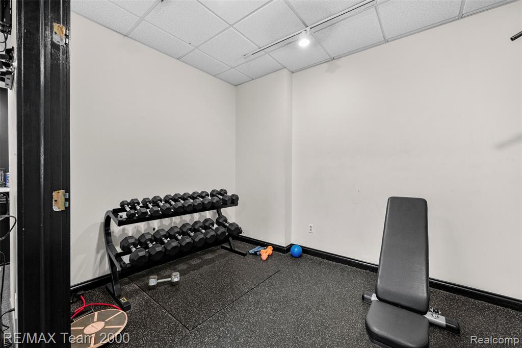 2900 E Jefferson Avenue, 61-C8, Detroit, MI 48207 — Photo 40