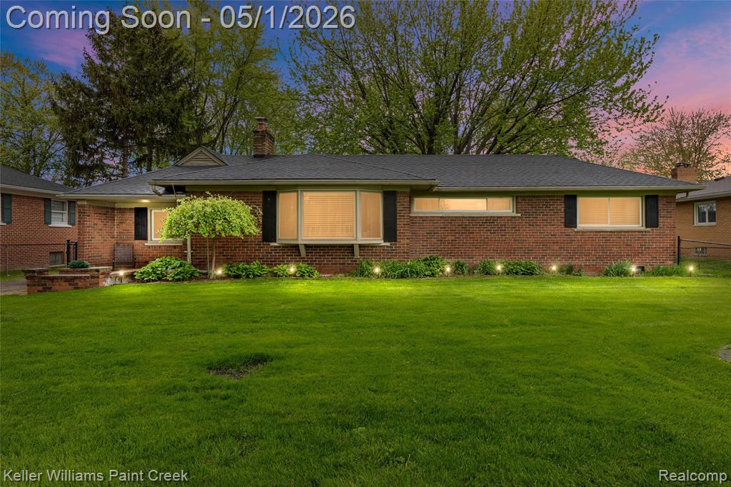 17469 Doris, Fraser, MI 48026 — Photo 2