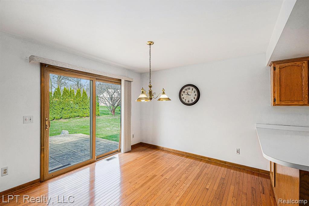 61867 WOODFIELD Way, Washington, MI — Photo 12