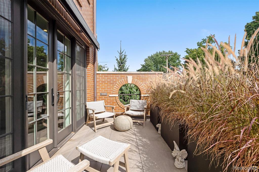 615 W Brown Street, Birmingham, MI 48009 — Photo 17