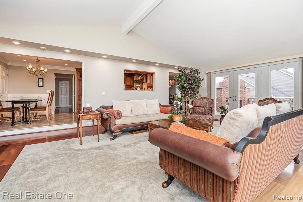 6595 Edith Court, Troy, MI 48085 — Photo 25