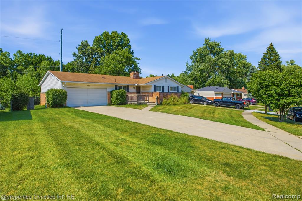 594 Provincetown Road, Auburn Hills, MI 48326 — Photo 4