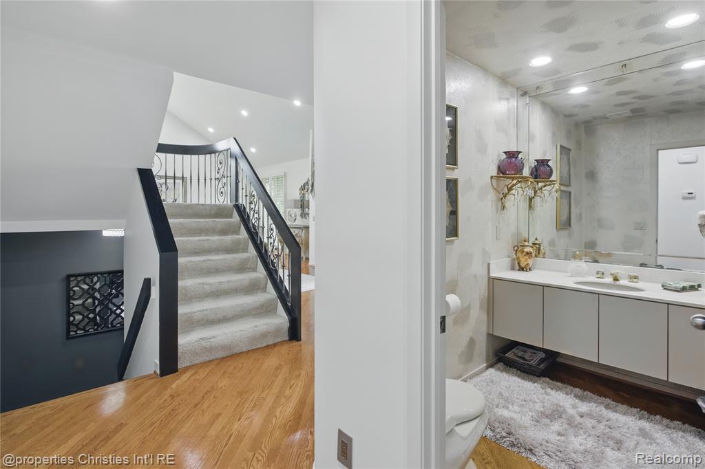 4713 Mada Court, West Bloomfield, MI — Photo 20