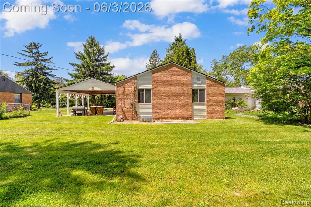 2491 Crystal Drive, Ann Arbor, MI 48108 — Photo 22