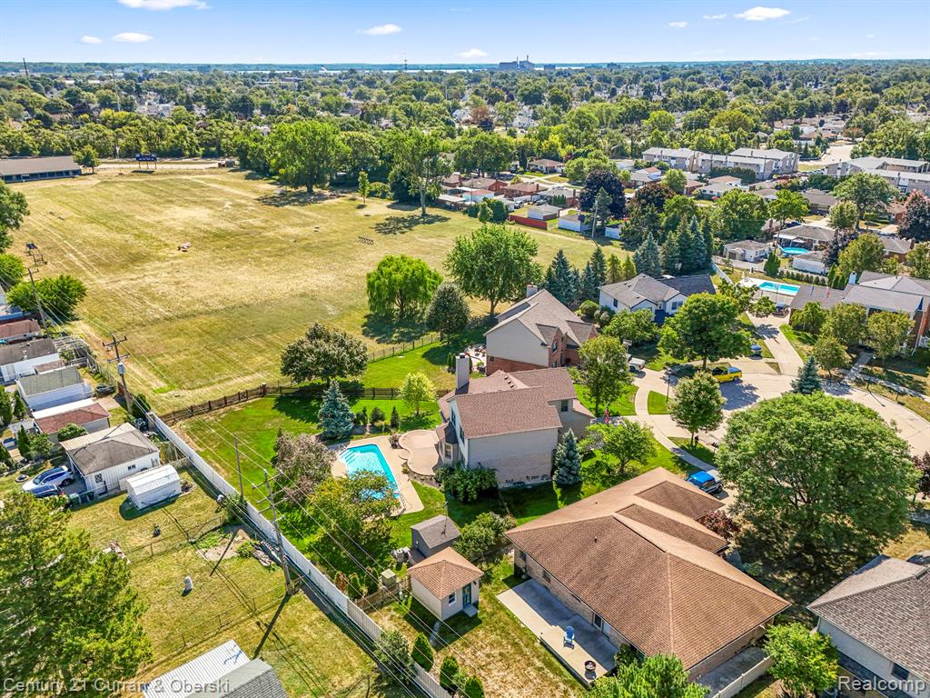 710 Saint Johns Blvd. Saint Johns Boulevard, Lincoln Park, MI 48146 — Photo 54