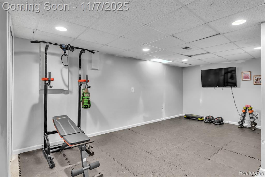 8522 Berkshire Drive, Ypsilanti, MI 48198 — Photo 34