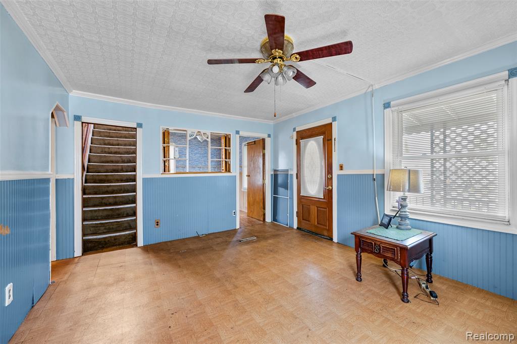 6826 Republic Avenue, Warren, MI 48091 — Photo 10