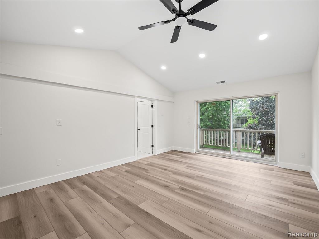 6943 Pebble Park Circle, West Bloomfield, MI — Photo 14
